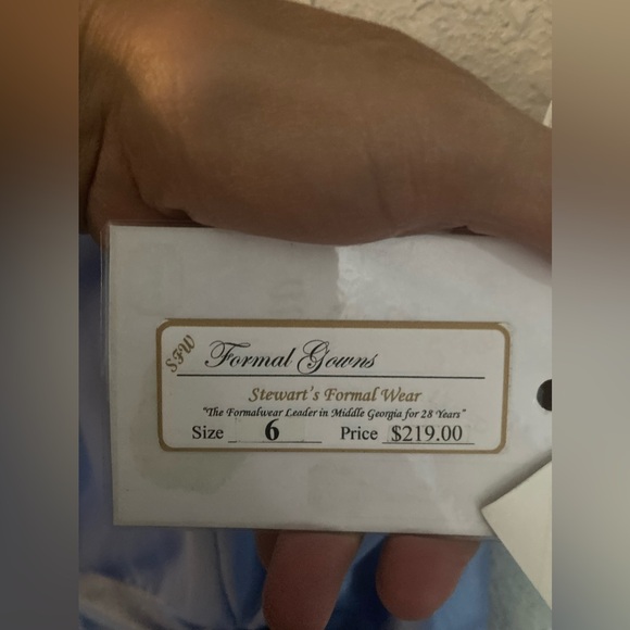 After Six Bridesmaid dress size 6
Periwinkle Lavender Tea Length
Chiffon NWT - Picture 10 of 12